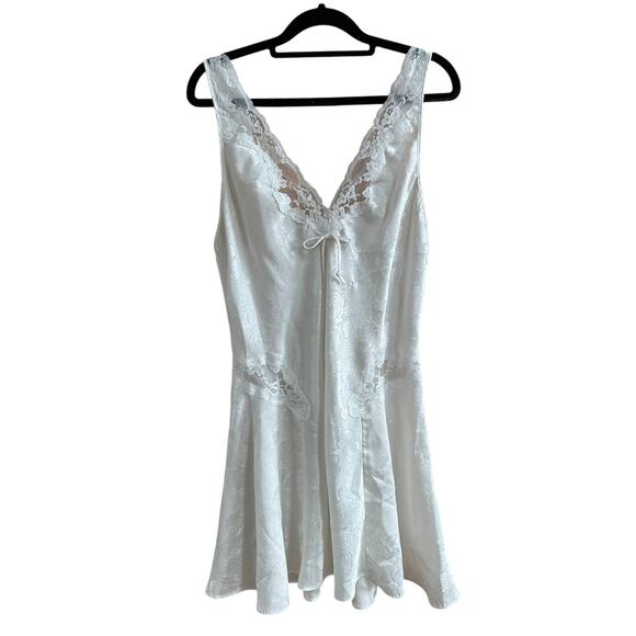 Vintage Women's Ivory Floral Satin Lace Nightgown Slip Dress – Size S/M - Picture 1 of 6